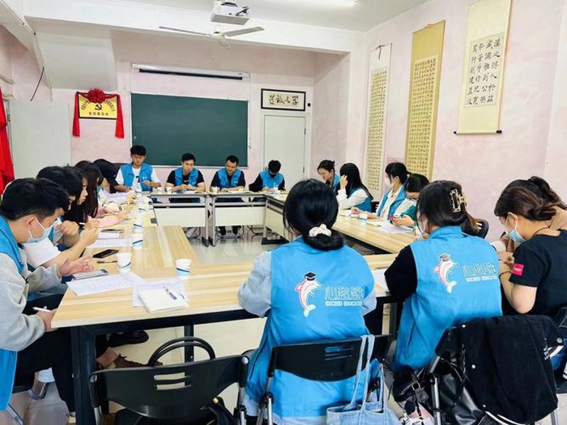 厦门教育咨询行业:多元化的学习之路